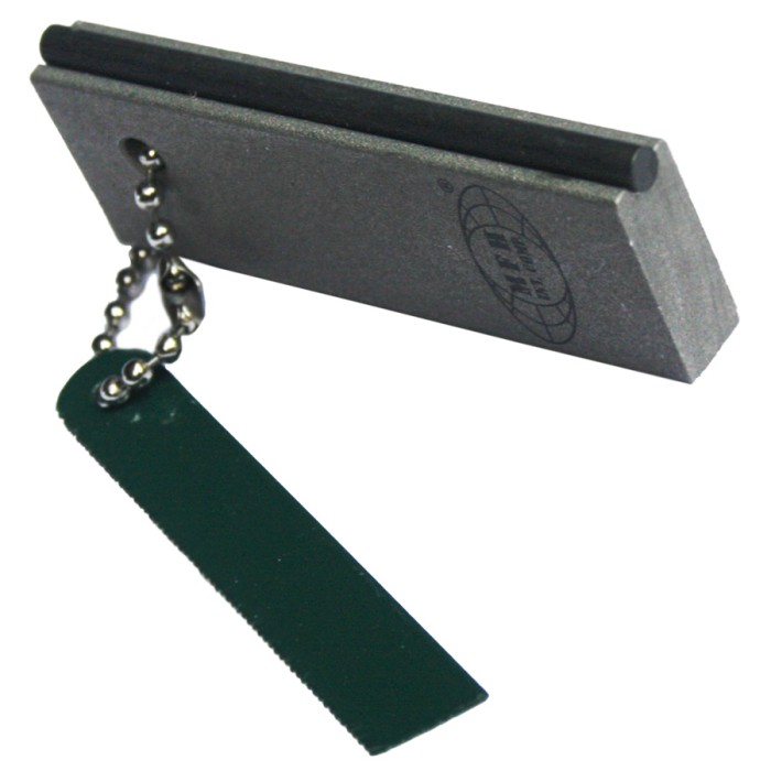 MFH Magnesium-Feuerstarter mit integriertem Feuerstahl und Schaber mit Kette